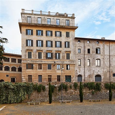 The Rooms of Rome, Palazzo Rhinoceros 